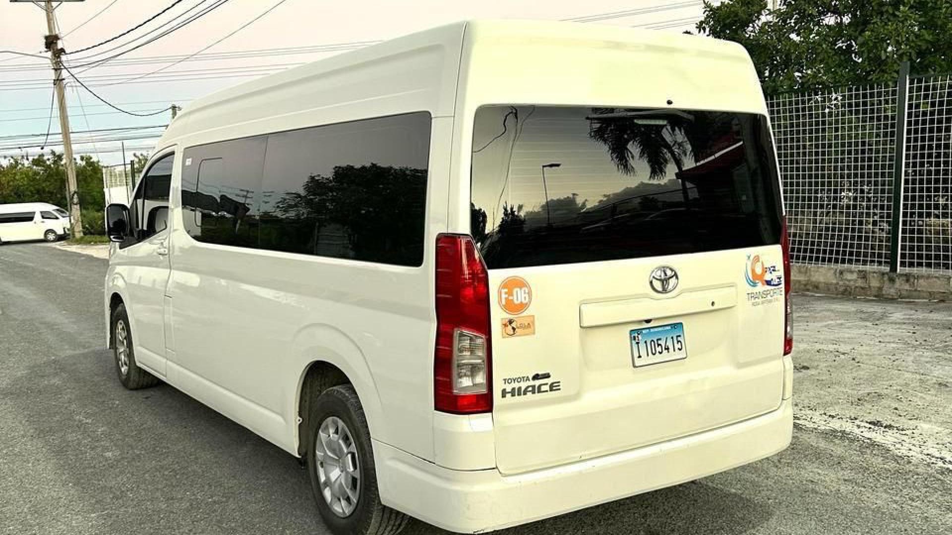Toyota hiace 2020
