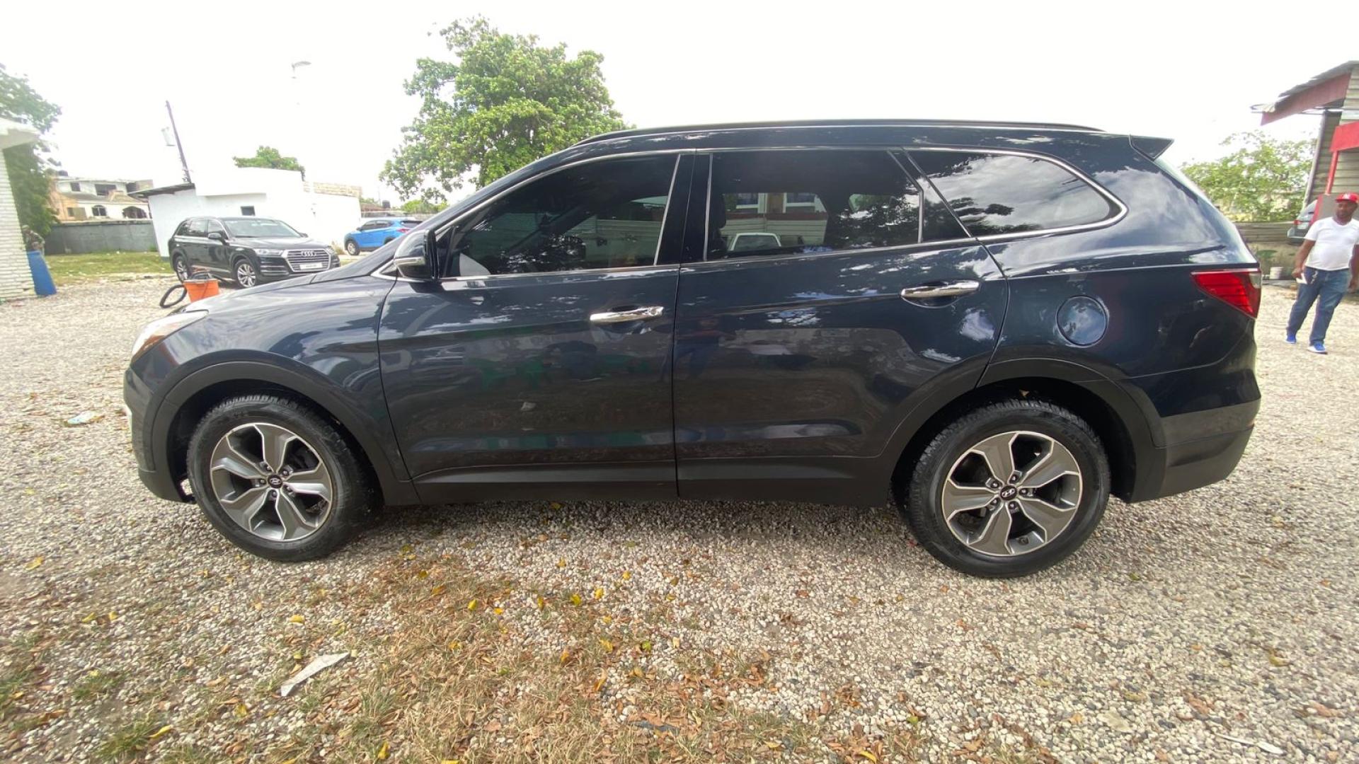Hyundai Santa Fe 2013