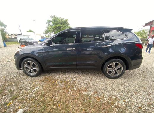 Hyundai Santa Fe 2013
